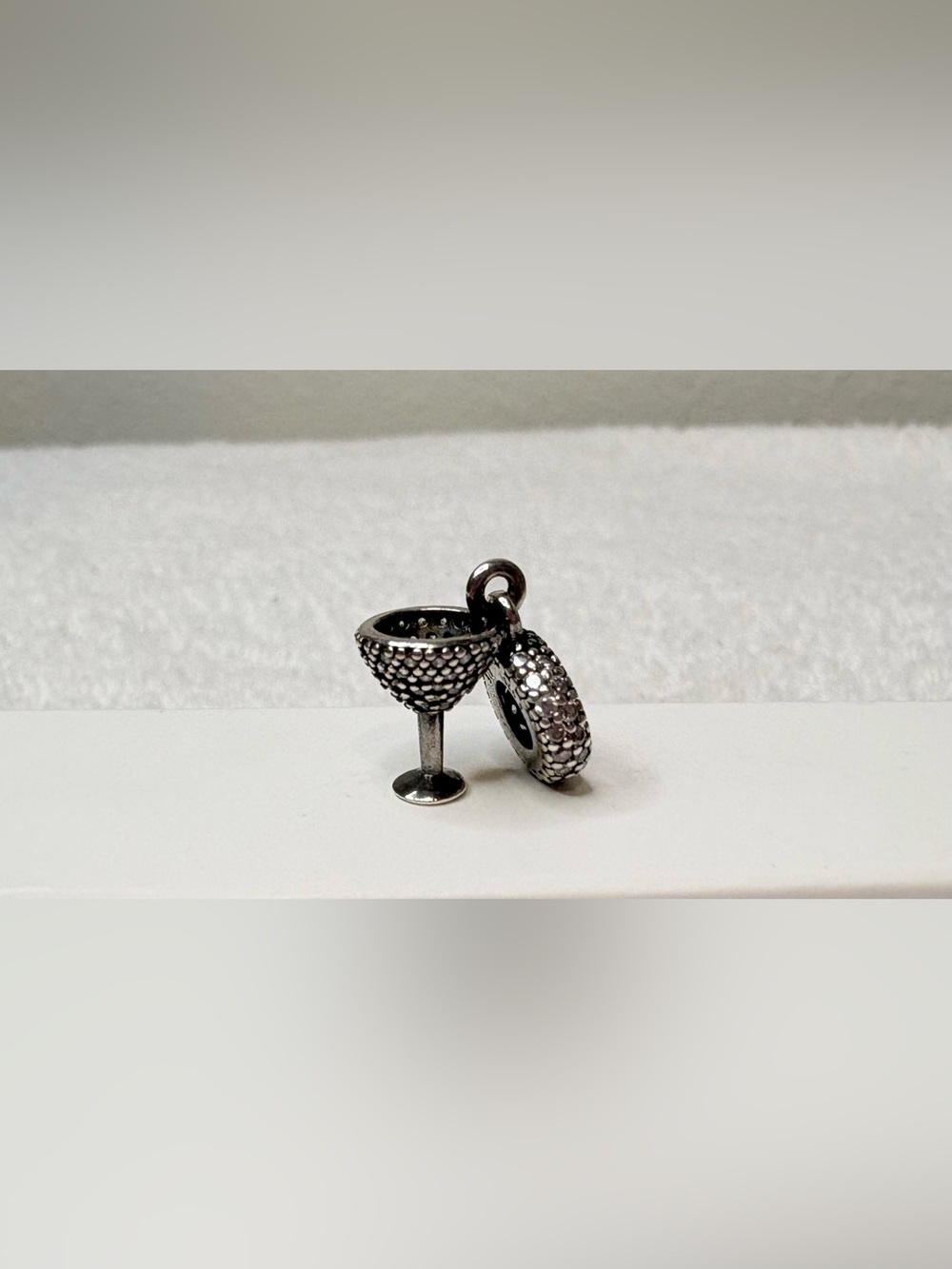 Pandora Dangle Charm Cocktail Glass - Picture 3 of 5